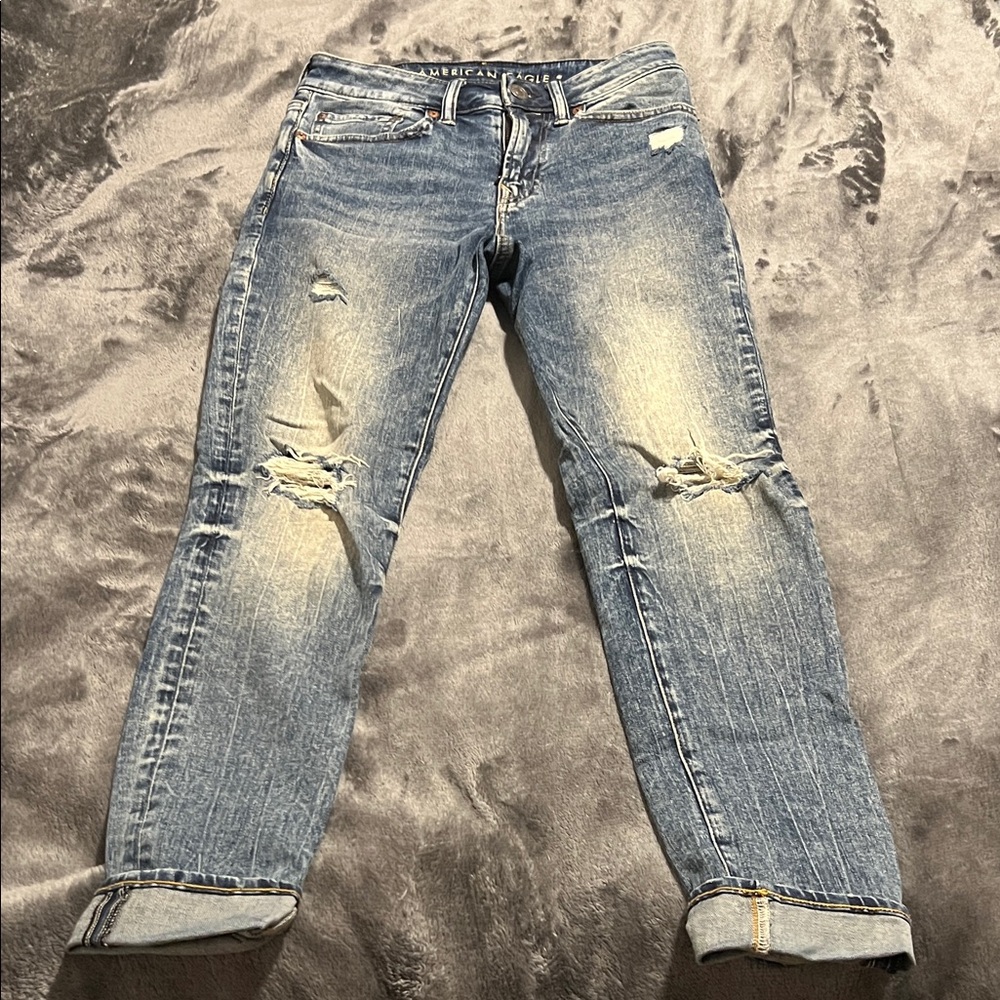 American Eagle Outfitters Women's Light Blue Boyfriend Jeans